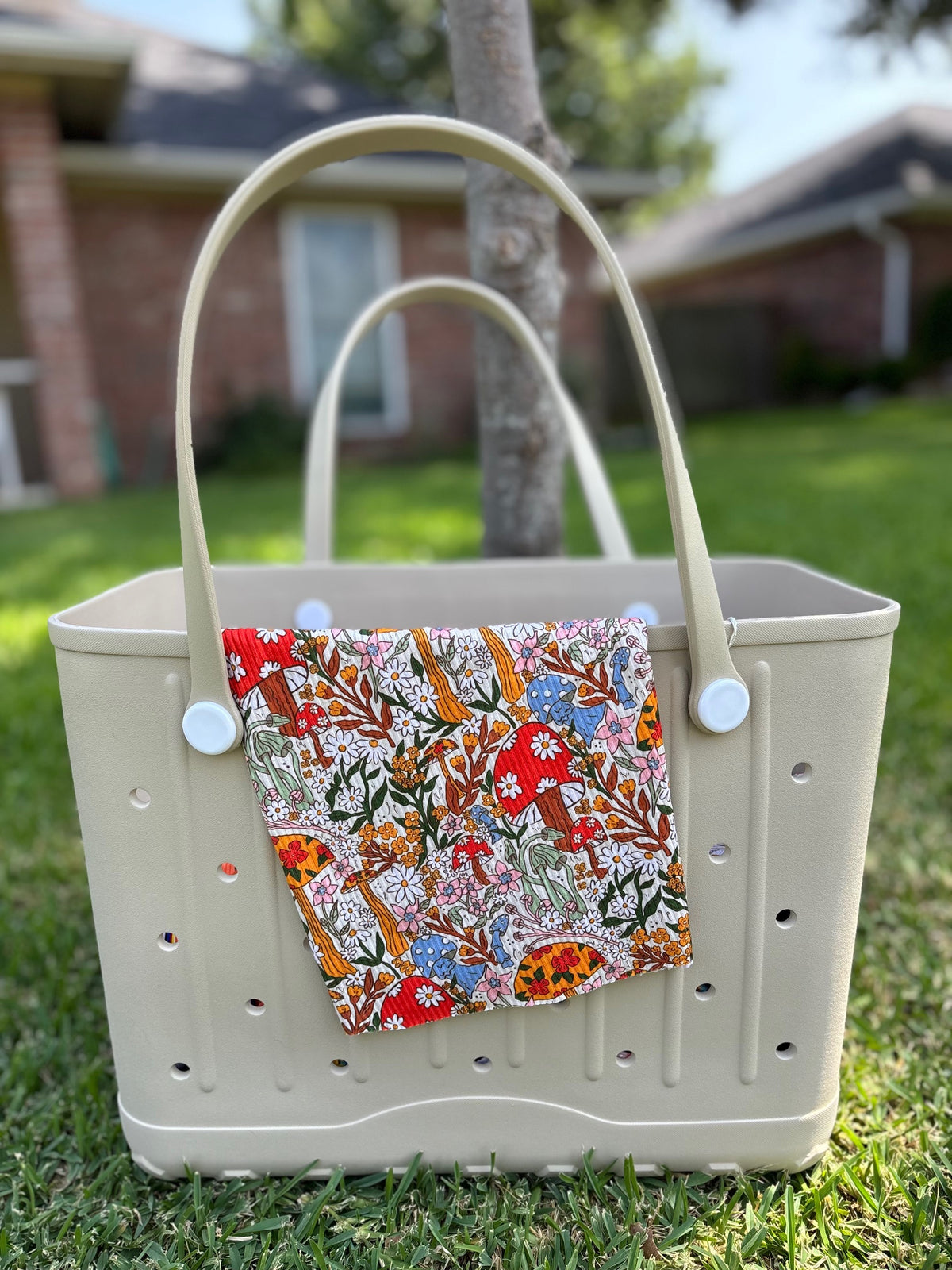 Mushroom Tote Coat